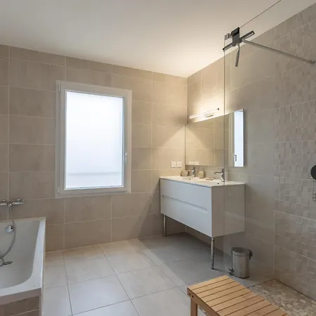 Semesterbostad Maison Moderne 155m² - 10 Pers - 500m - Jacuzzi Optionnel - Fr-1-319-586