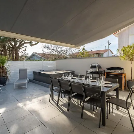 Maison Moderne 155m² - 10 Pers - 500m - Jacuzzi Optionnel - Fr-1-319-586
