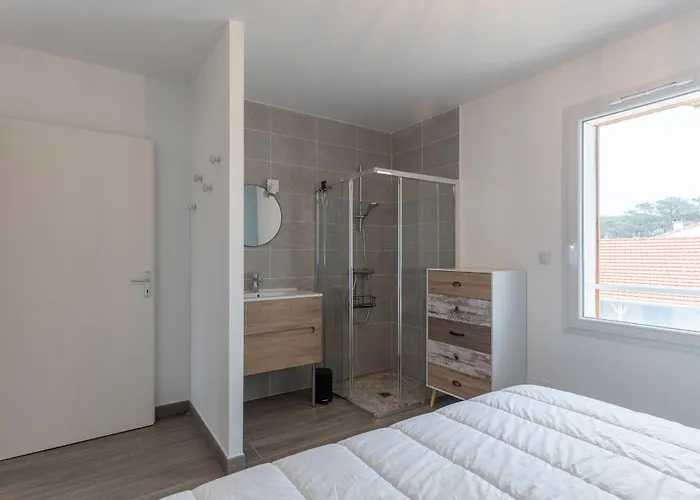 10 Personnes - 500m De L'océan à - Wifi - Fr-1-319-586