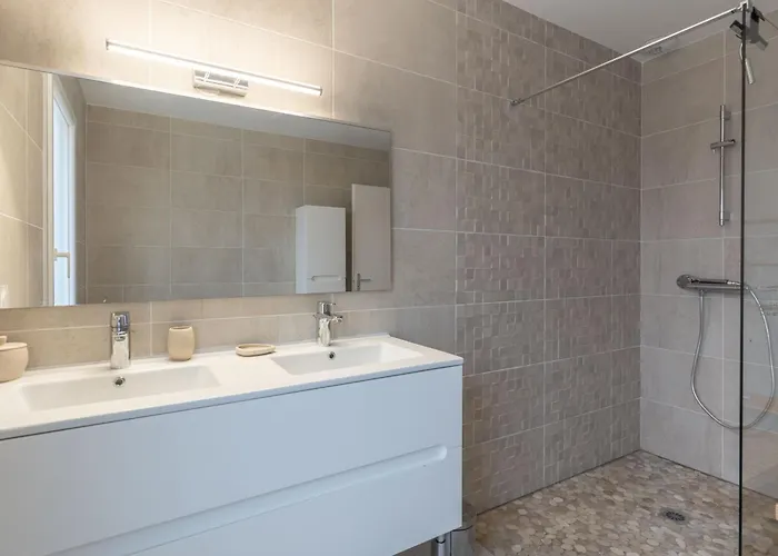 Maison Moderne 155m² - 10 Pers - 500m - Jacuzzi Optionnel - Fr-1-319-586 Casa de Férias